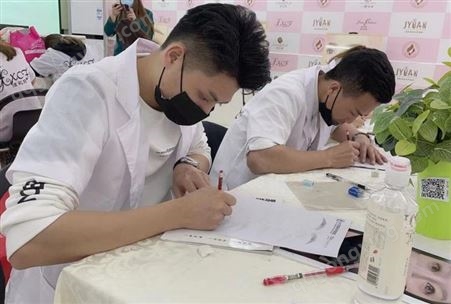 广州专业为半纹绣培训学校，授课